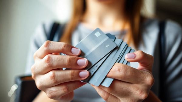 Guide des meilleures cartes bancaires pour les jeunes